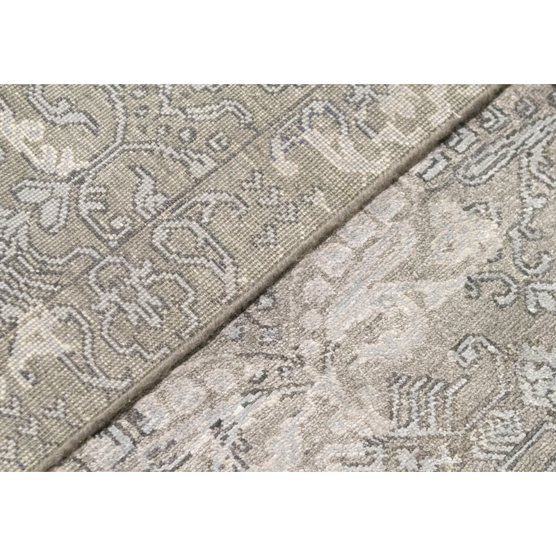 Tapis gris de haute qualité noué à la main