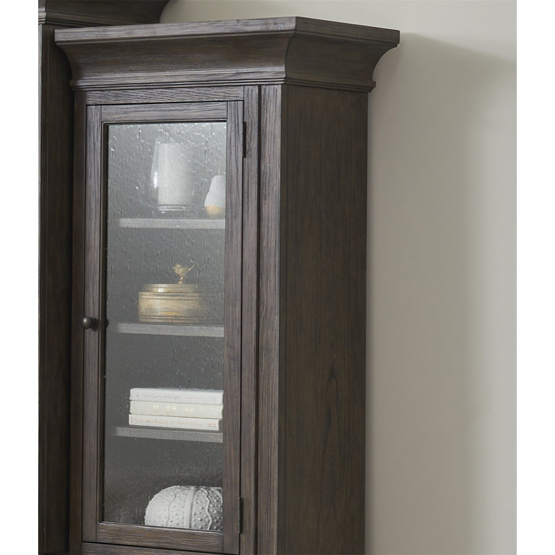 Armoire-jetée haute droite de 79 pouces Middleton, finition noisette rétro