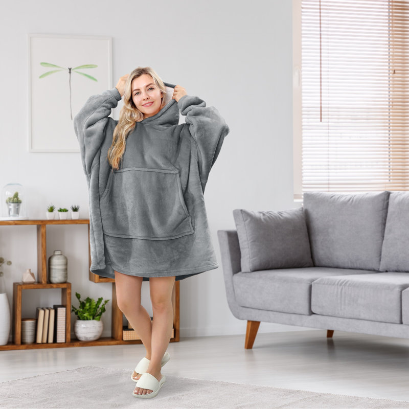 Avlona Hand Woven Throw Blanket, Grey