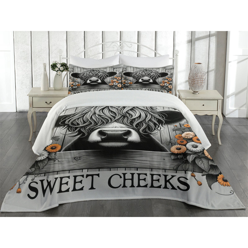Polyester Floral Coverlet, Queen Coverlet + 2 Standard Shams