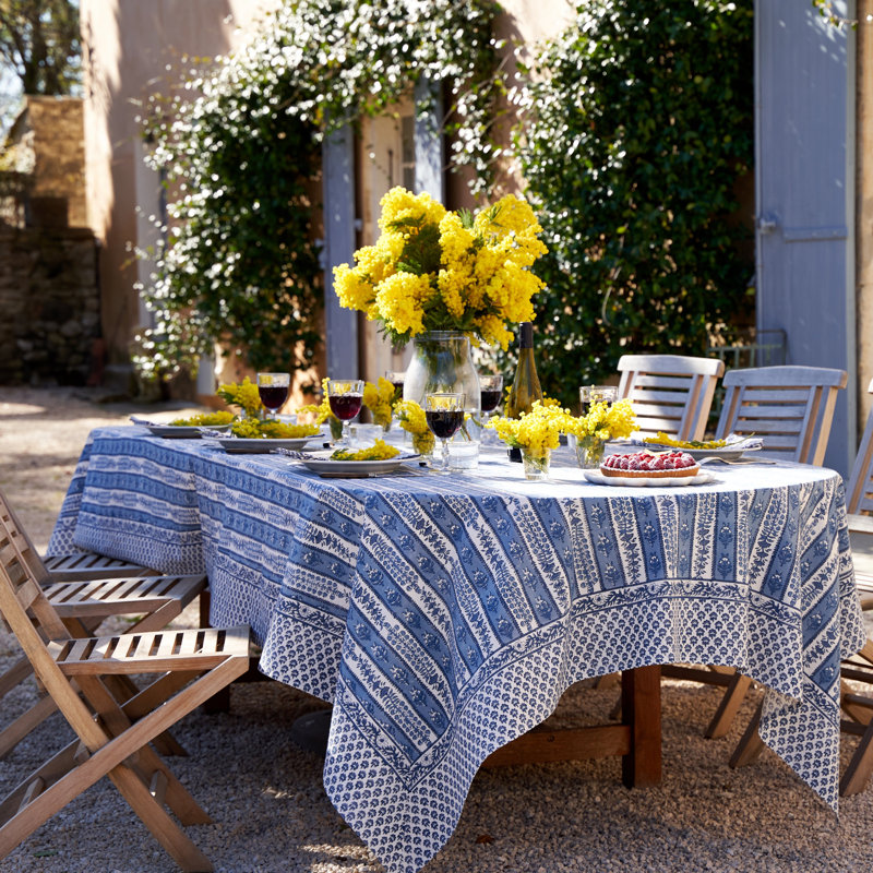 Avignon Handmade Floral Tablecloth, 106" x 71", Blue/Marine