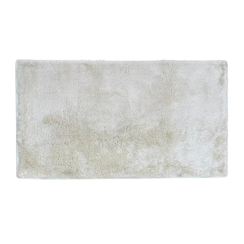 Hiltonia Polypropylene Non-Slip Bath Rug, White, 24" L x 17" W