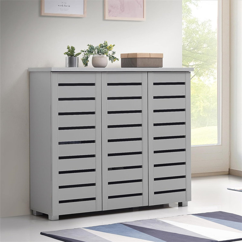 Borchers 15 Pair Shoe Storage Cabinet, Grey