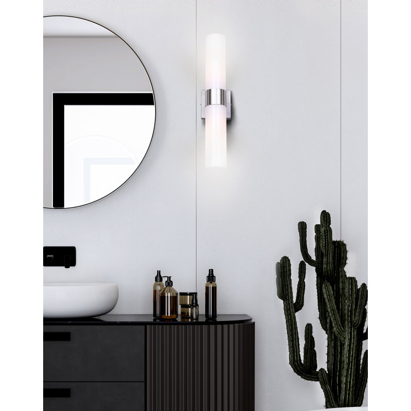 Nias 4,5 po Applique murale 2 lumières chromées avec abat-jour en verre opale, Nickel brossé