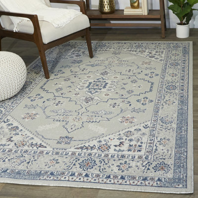 Hassen Oriental Indoor Rug