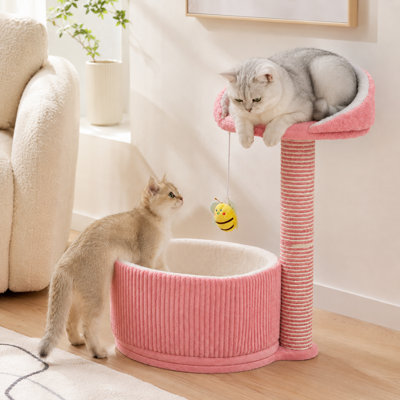 Arbre à chat compact avec lit rond, griffoir en sisal rayé, perchoir surélevé en peluche et jouet suspendu pour chats d'intérieur