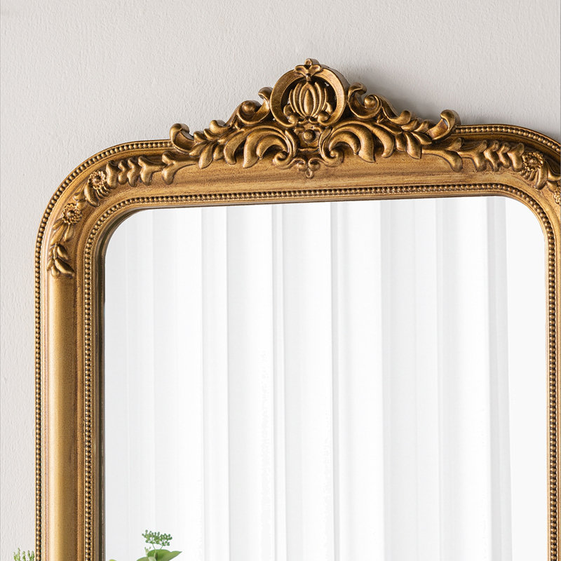 Miroir mural arqué 23,5 x 37,5 po