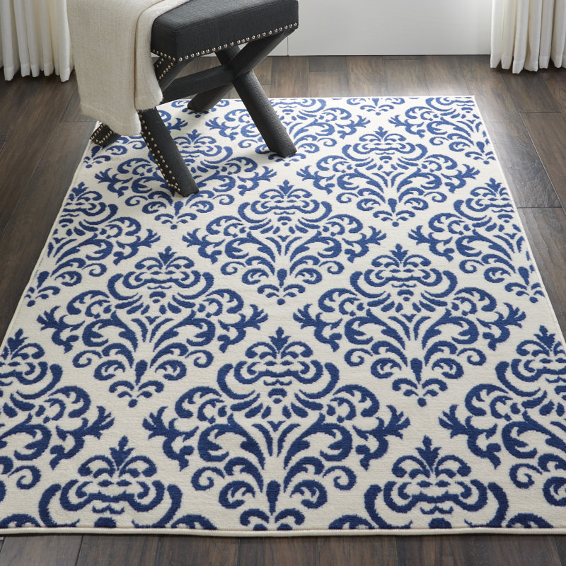 Gjuljeta Damask Indoor Rug, Rectangle 3'9" x 5'9"