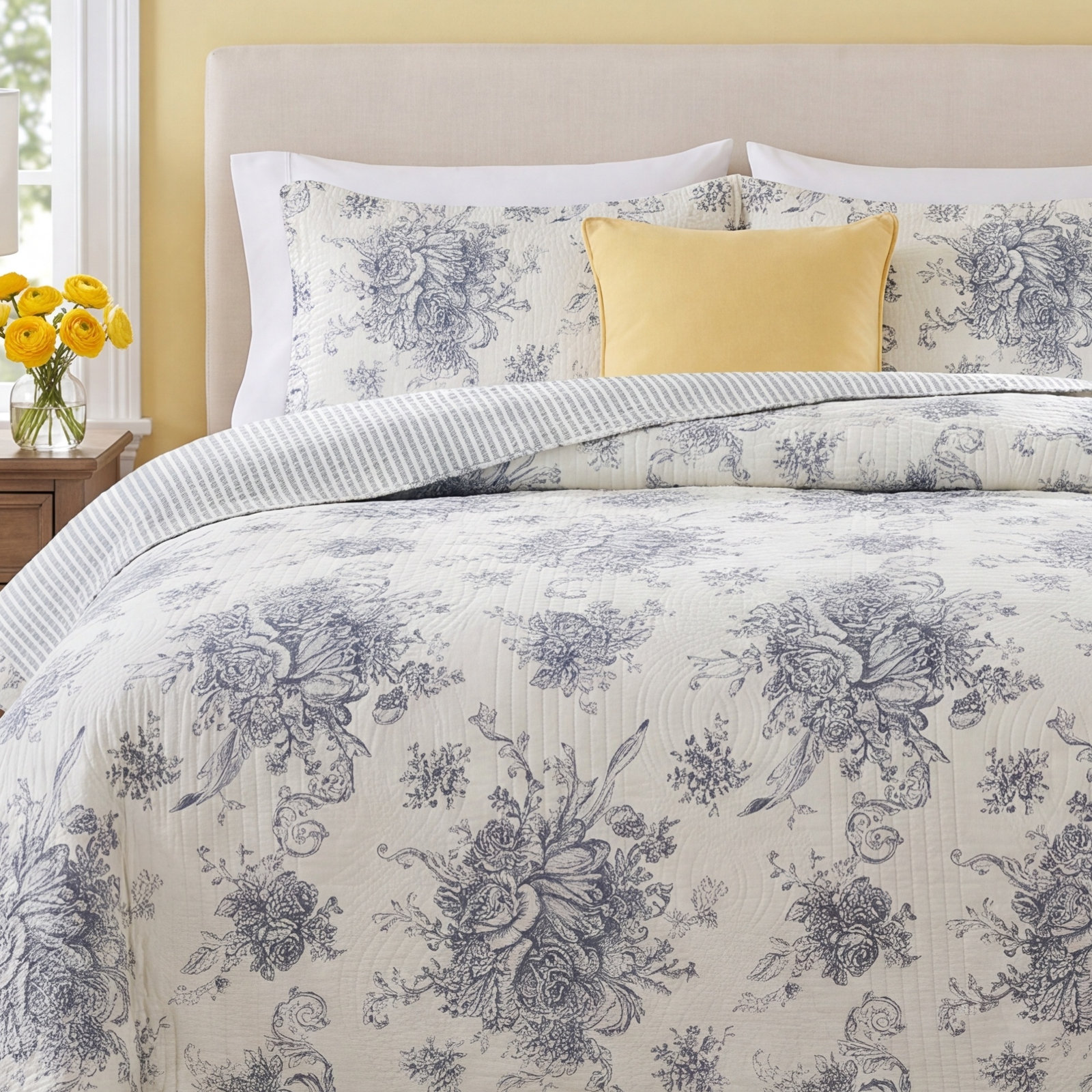 Benedictine Cotton Quilt Set, Twin/Twin XL Quilt + 1 Sham, Gray