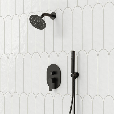  Système de douche à pression équilibrée, robinet de douche à pluie de 6 pouces avec valve brute