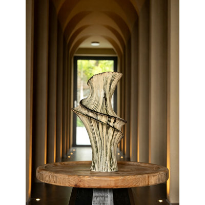 Vase décoratif moderne en céramique courbé et irrégulier pour l'entrée de salon
