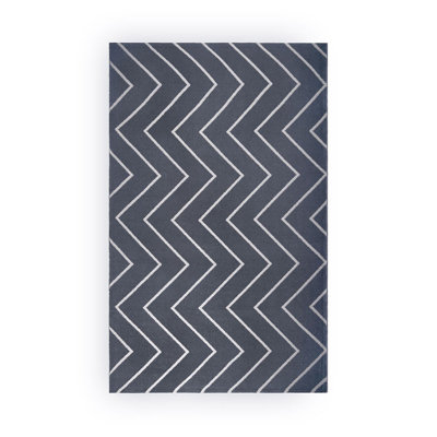 5' X 7' Grey Waves Stain Resistant Indoor Outdoor Area Rug