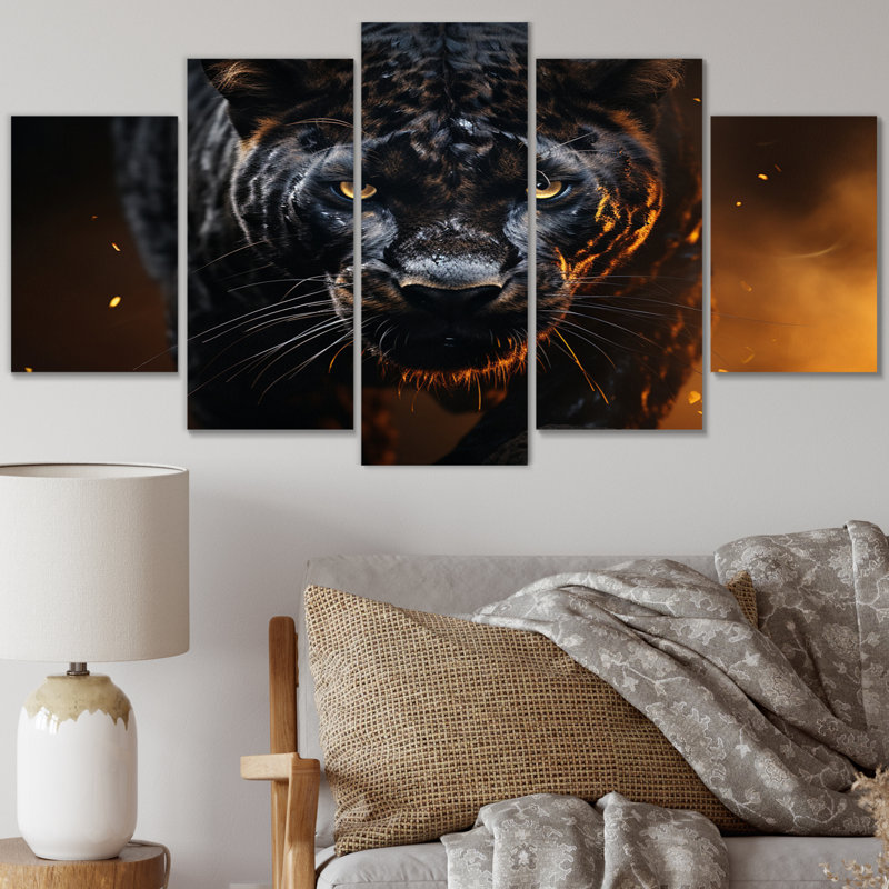 Glorieuse panthère noire chassant la nature sauvage I - décoration murale animaux panthère - 5 panneaux