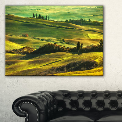 «Green Rolling Hills on Misty Sunset», reproduction de photo sur toile tendue