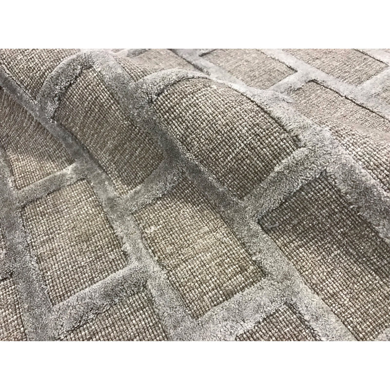 Wool Geometric Area Rug in Gray