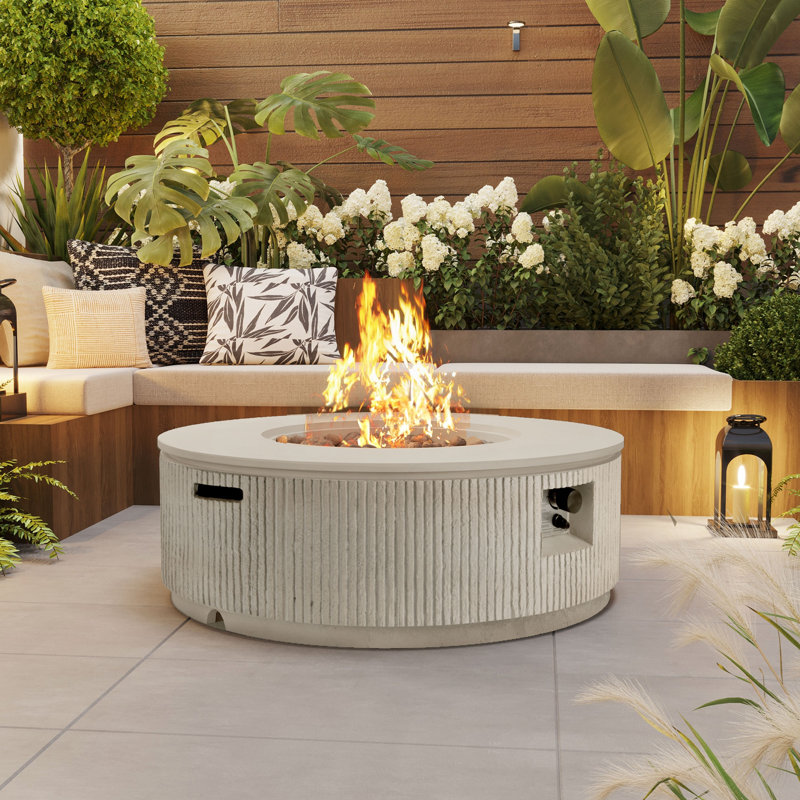 Foyer d'extérieur au propane de 38,19 po MGO, 50000 BTU avec flamme réglable, pierres de lave et housse de pluie pour patio et cour arrière