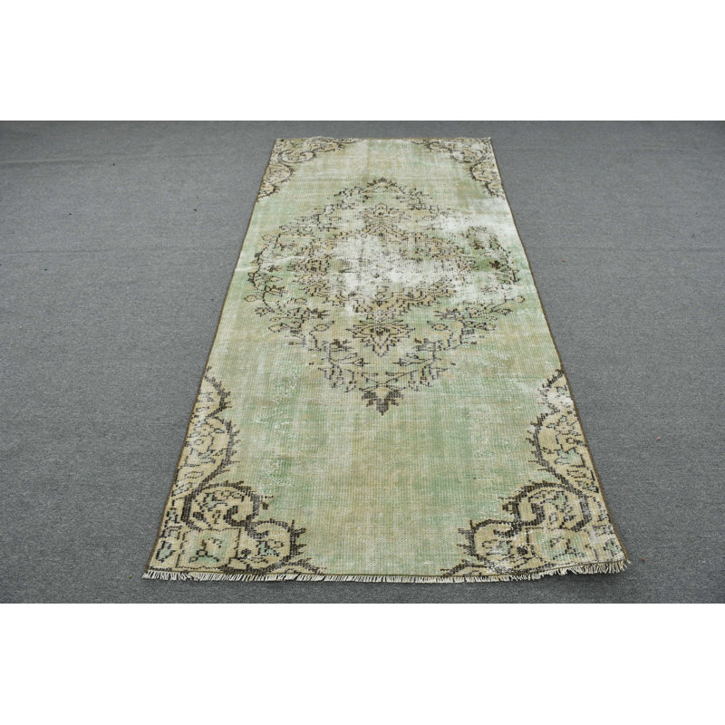 Tapis turc vintage en laine vert idéal pour décorer la maison et le bureau en brun / vert