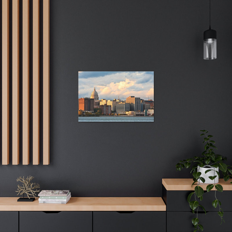 Toile Madison Skyline Daytime, paysage urbain époustouflant, H 18 po x l 24 po