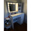 Coiffeuse de chambre à coucher avec lumières - 3 modes d'éclairage, grand rangement, miroir de bureau de meuble en panneau de particules, commode de rangement spacieuse, blanc