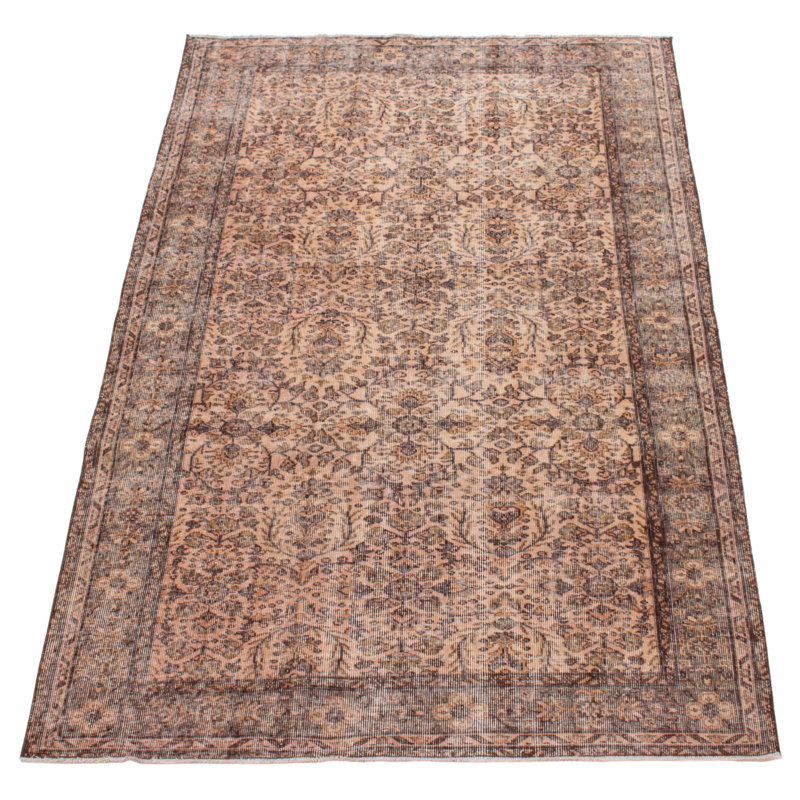Tapis brun clair à transition de couleur 5 pi 5 po x 8 pi 5 po
