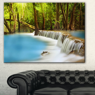 " Clam Huai Mae Kamin Waterfall "