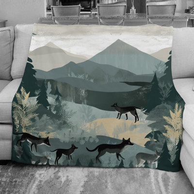 Wolf Wildlife Throw Blanket