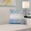 Coussin à imprimé de paysage bleu sur le lac-399998464-399998465