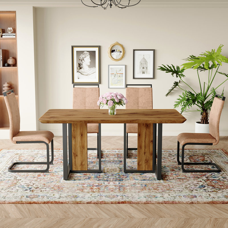 Ensemble de table et chaises, 5