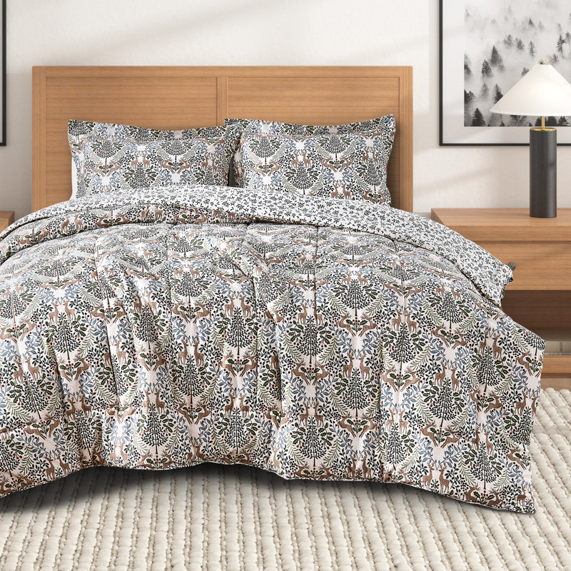 Holiday Printed Down-Alternative Comforter Set with Shams, King Comforter + 2 King Shams, Winter Wonderland