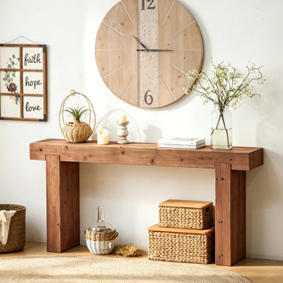 Console rustique en bois naturel au design minimaliste