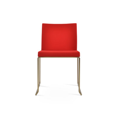 Chaise empilable en laine Aria