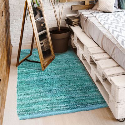 Mariam Solid Colour Area Rug