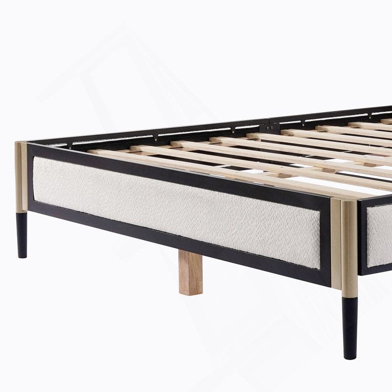 Lit double avec tête de lit en tissu blanc, cadre argent champagne et noir, Double