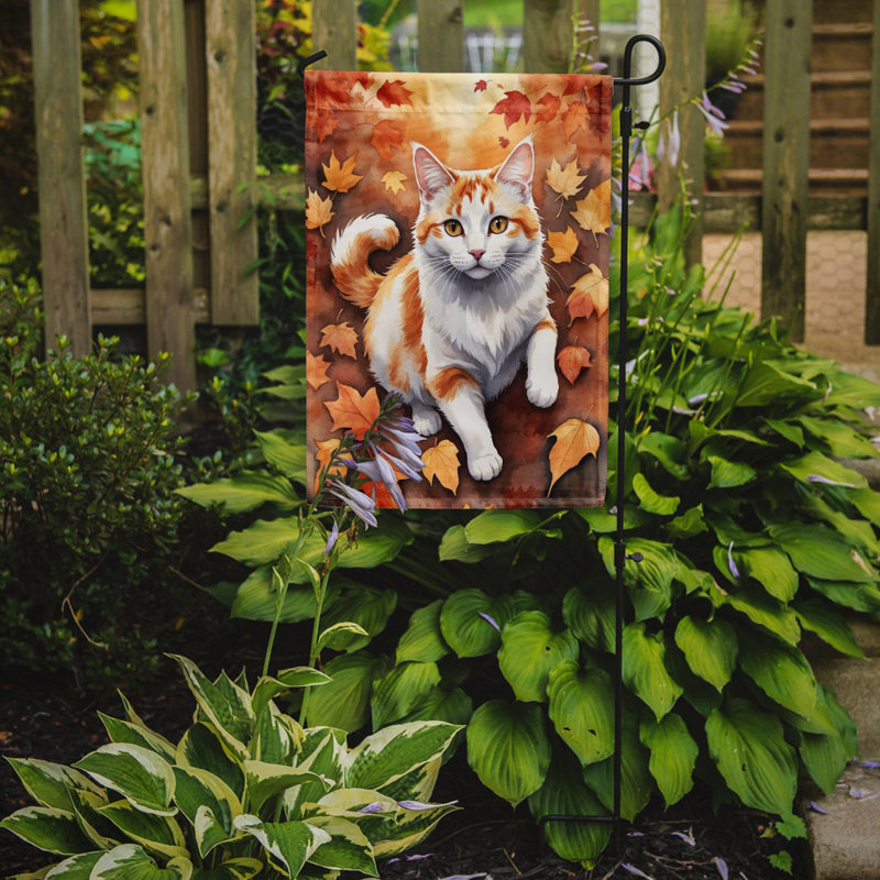 Chat en feuilles d'automne drapeau de jardin, Turc de Van