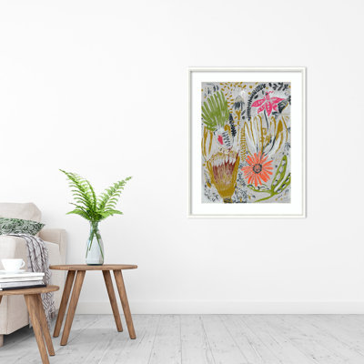 «Tropical Blooms» par Maya Woods - impression encadrée