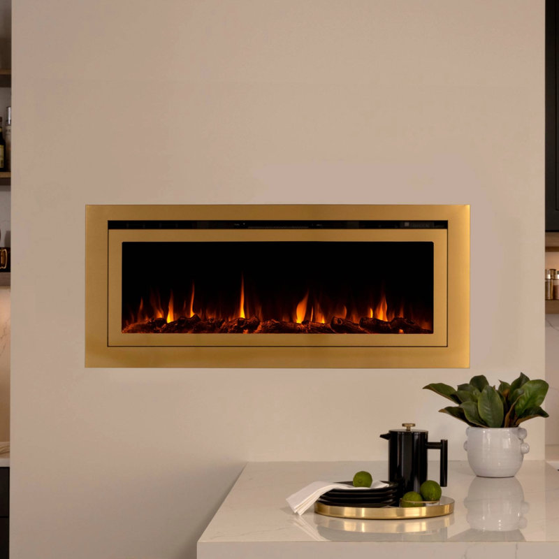 Le foyer électrique doré de luxe The Sideline, H 21,5 po x l 50 po x P 5,5 po