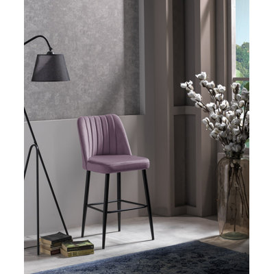 Modern Industrial Table Lamp, Black Metal Body with Wooden Base, 15 x 5 cm Base Plate, 15.7 inches Tall | E27 Socket, Max 40W, IP20 Rated | Sleek Design for Home & Office, Stylish & Functional Lighting Solution