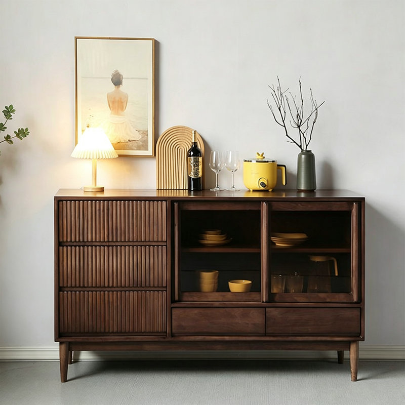 Buffet rayé en verre sculpté, 35.43" H x 58.27" W x 17.72" D