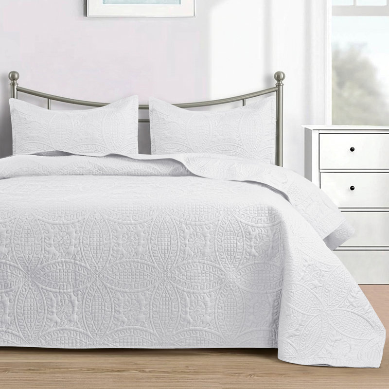 3 Piece Bedspread Set - Reversible Quilt Set - Lightweight Microfiber Coverlet for Queen King Twin, White