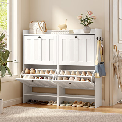Armoire à chaussures avec 4 tiroirs rabattables: grande capacité de rangement, idéale pour les vestibules et les vestiaires publics.