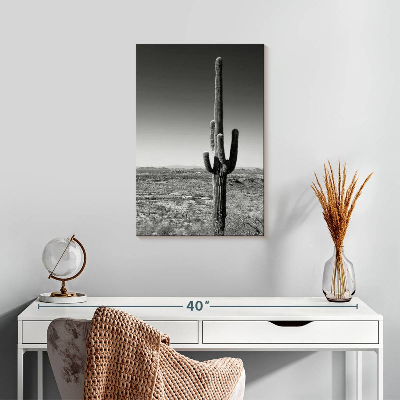 Harnek One Cactus, 24" H x 16" W