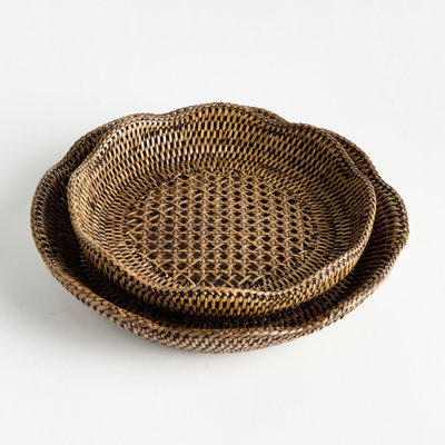 Ninnekah SCALLOPED TRAYS Set of 2