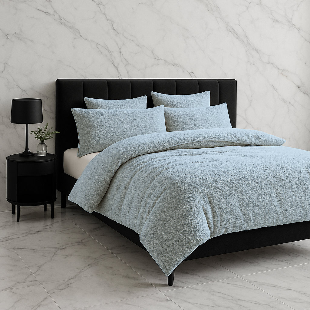 No Pattern Duvet Cover Set with Pillowcases Included