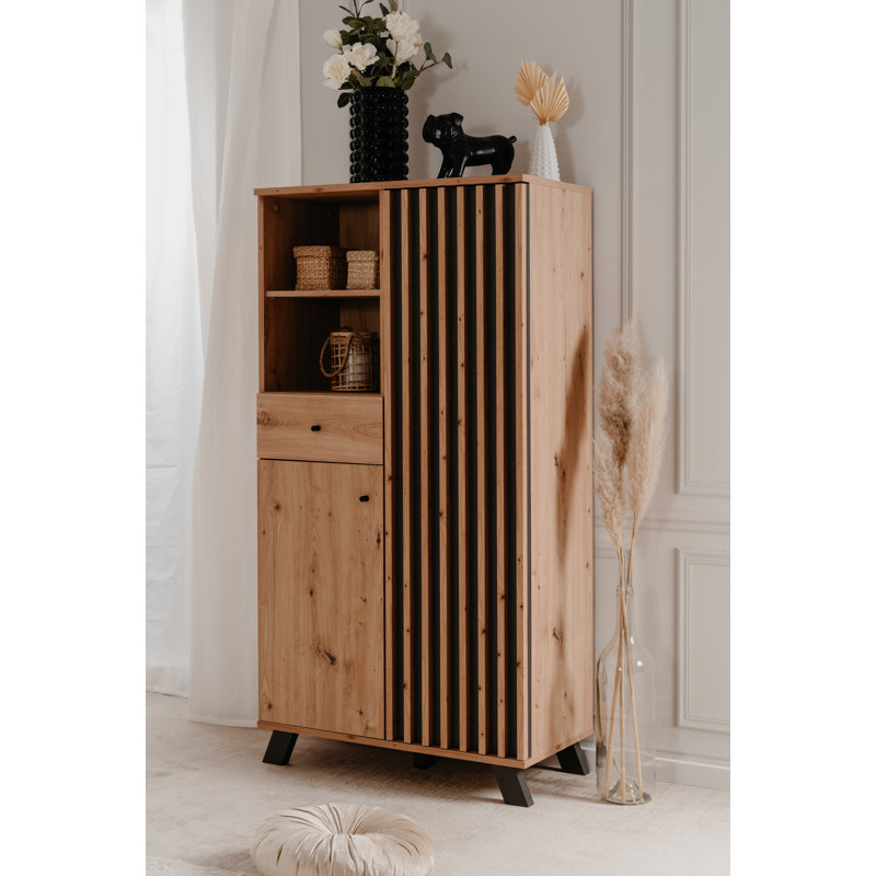 Articia Accent Chest