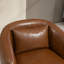 Fauteuil demi-tonneau rembourré pivotant avec rangement-1975871540