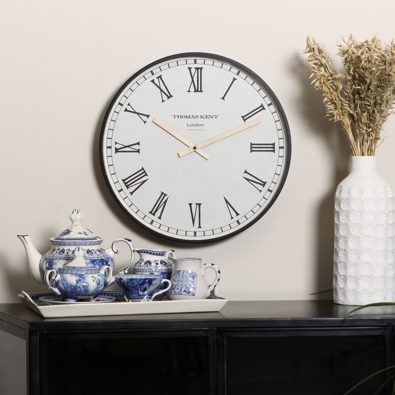 Horloge murale 15,75 po Modern, Blanc
