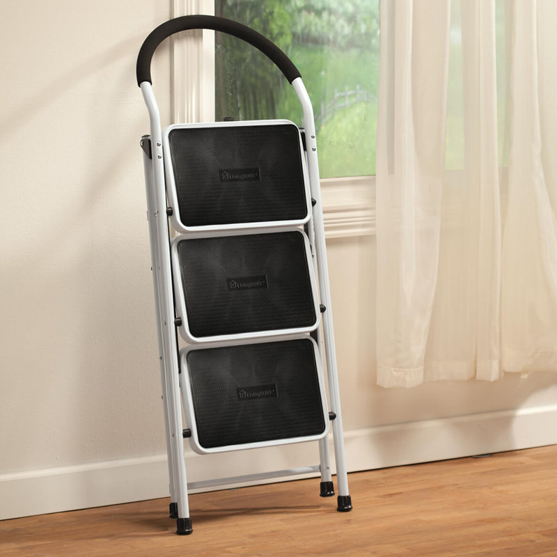 Escabeau et tabouret combinés