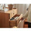 Petit buffet de rangement à l'intérieur-102527414