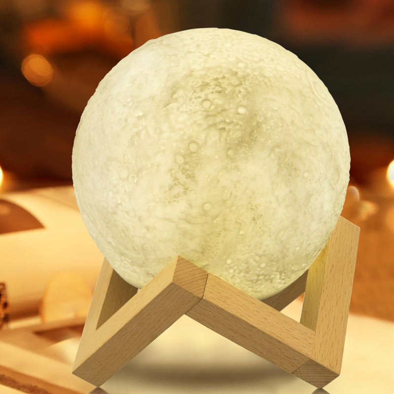 Cornia Globe Lamp