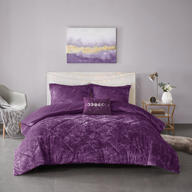 Felicia Crushed Velvet Comforter Set with Throw Pillow, King/Cal King Comforter+2King Shams+ Throw Pillow, Purple